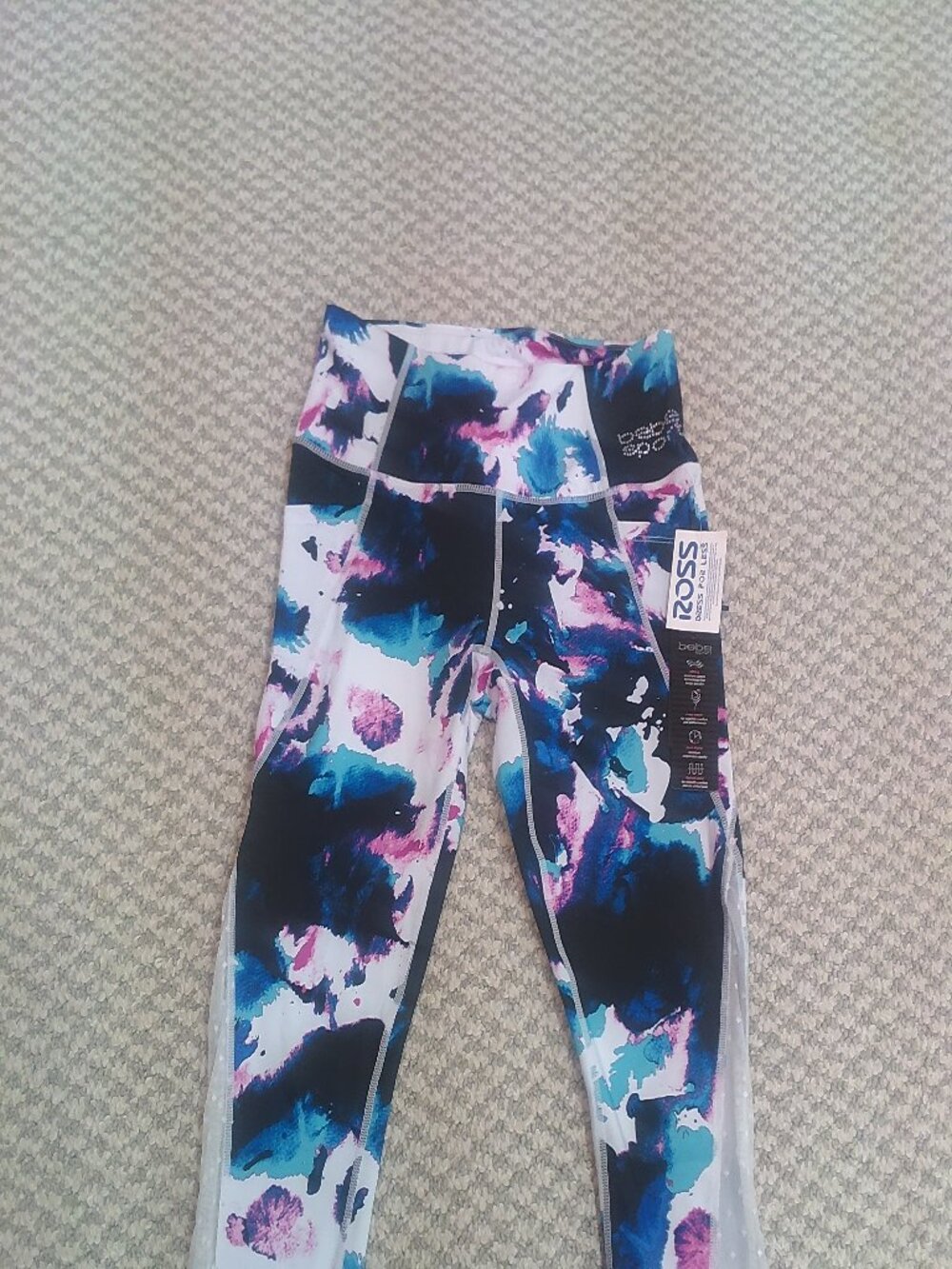Bebe sport active Capri sz. Small NWT